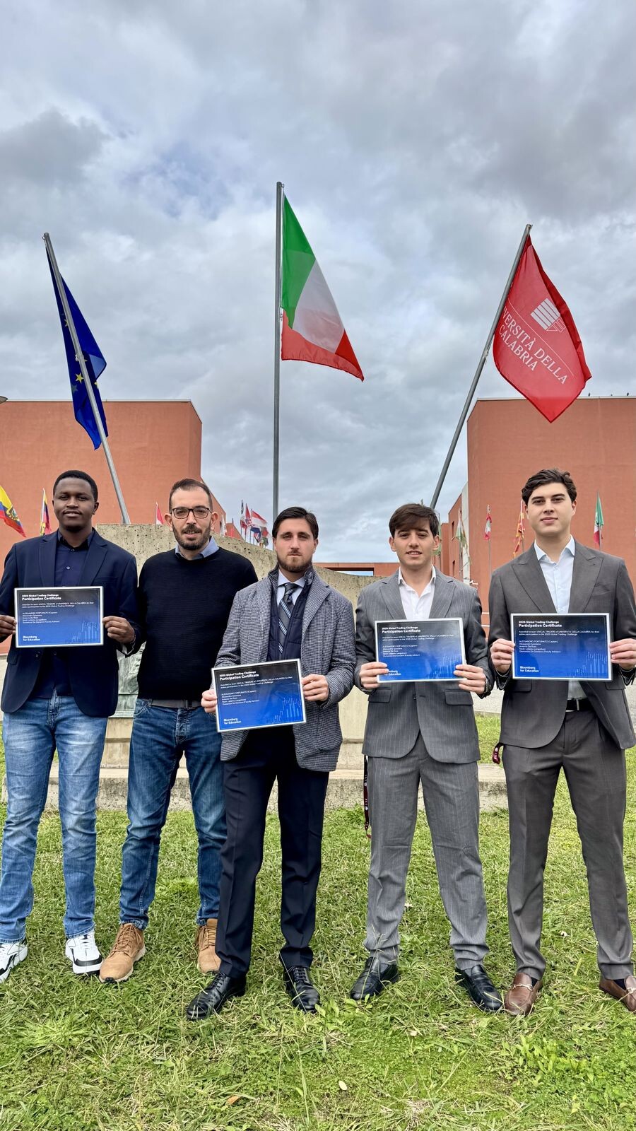images Unical Traders primi per Italia alla Bloomberg Trading Challenge