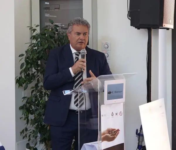 Mancuso a Cardinale per la Tonda di Calabria: "Valorizzare le risorse locali attraverso la ricerca" images Mancuso a Cardinale per la Tonda di Calabria: "Valorizzare le risorse locali attraverso la ricerca"