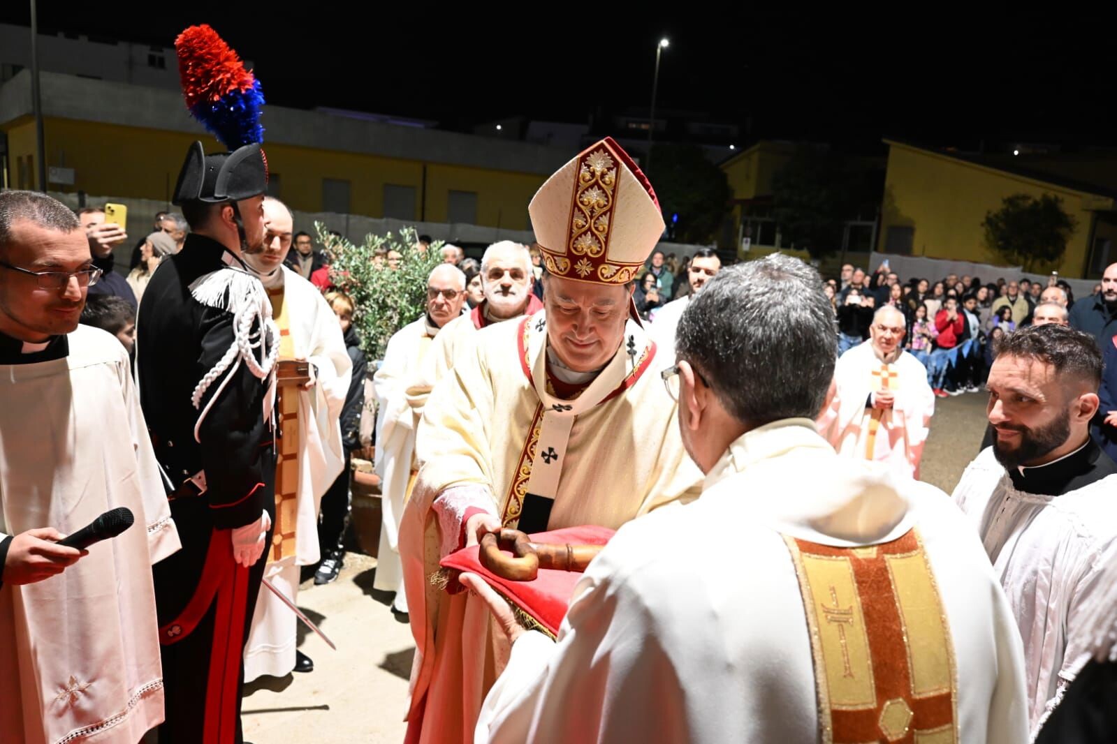 images “Una Chiesa di Pietre Vive”: a Squillace Lido la dedicazione della nuova Chiesa Parrocchiale