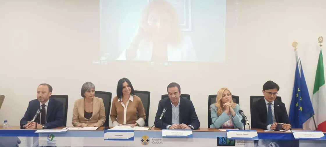 images La Calabria punta sullo psicologo a scuola, Occhiuto: “Primi in Italia, mi auguro altri seguano”