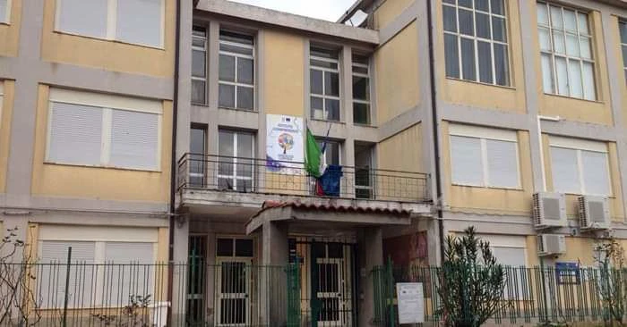 Girifalco, genitore aggredisce dirigente scolastica: sconcerto e indignazione 