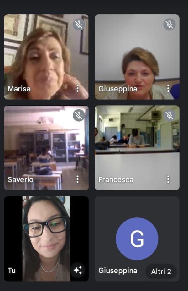 "Donne e 'ndrangheta ", Manzini e Staropoli alla "Settimana della Legalità " in un scuola di Catanzaro images "Donne e 'ndrangheta ", Manzini e Staropoli alla "Settimana della Legalità " in un scuola di Catanzaro