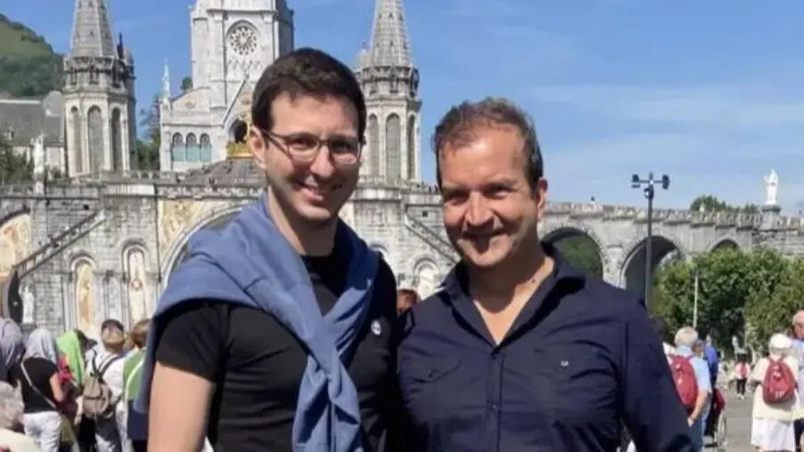 images Mario Occhiuto ricorda con amore e dolore il figlio Francesco: "Aveva un solo sogno, aiutare chi stava male"