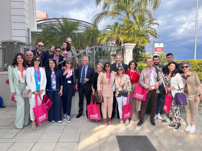 “La Chirurgia Vascolare ed Endovascolare oggi”: tecnici ed esperti a confronto a Catanzaro images “La Chirurgia Vascolare ed Endovascolare oggi”: tecnici ed esperti a confronto a Catanzaro