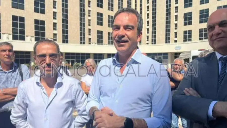 Catanzaro, in Cittadella il Recruiting Day dell’Azienda di manutenzione aerei Ryanair Seas
images Catanzaro, in Cittadella il Recruiting Day dell’Azienda di manutenzione aerei Ryanair Seas