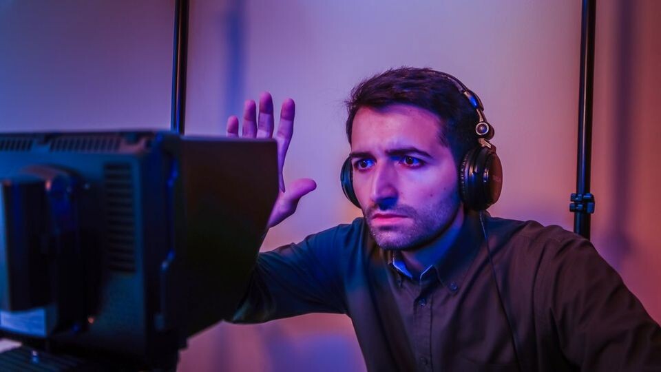 images Il cinema indipendente calabrese che vince: "Io resto qua!" di Gianluca Sia vola su Prime