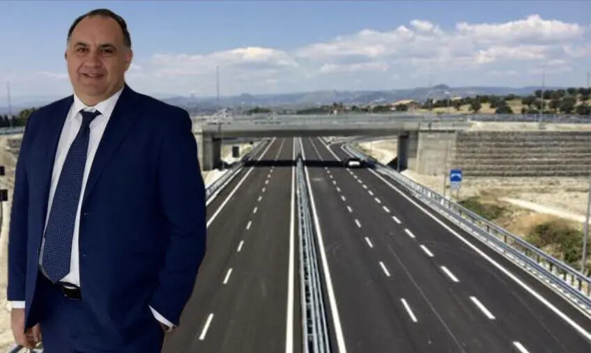 images Svolta storica per la SS 106, Raso: “Aggiudicati lavori per il nuovo tracciato da Catanzaro a Crotone”