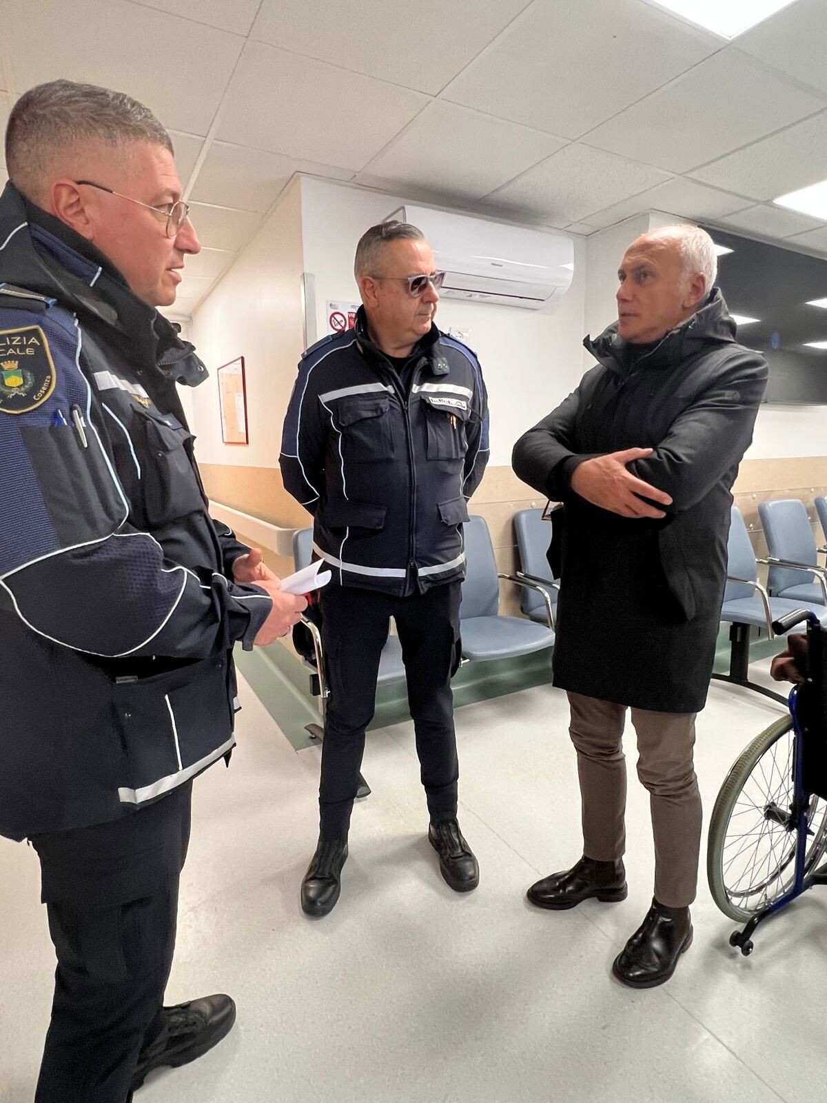 images Cosenza, aggressione a un agente della Polizia Municipale: dura condanna del sindaco Franz Caruso