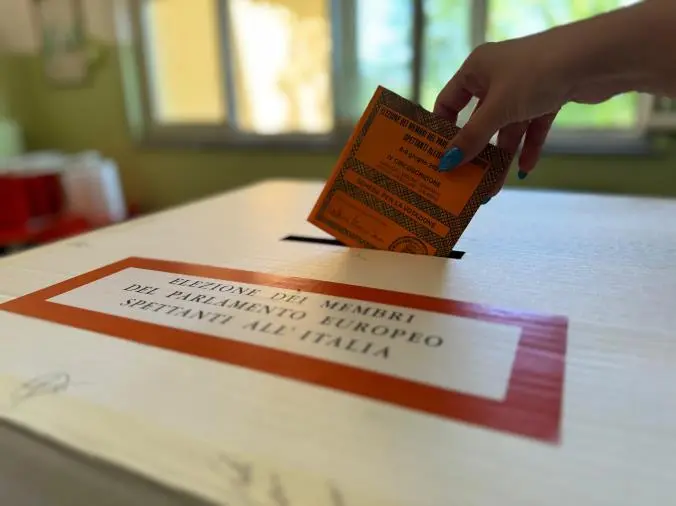 images Europee 2024, affluenza in Calabria: alle 19 ha votato il 30,70%