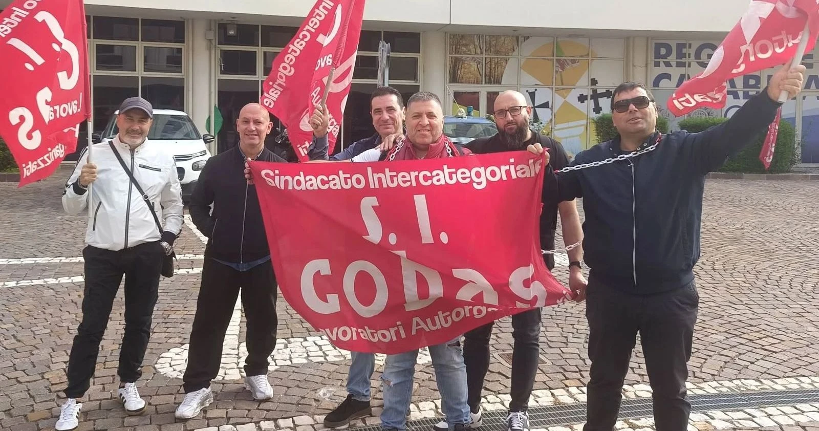 Concessione nulla osta per i vincitori della mobilità OSS e infermieri: Si Cobas Calabria incontra Miserendino (Azienda Zero) 