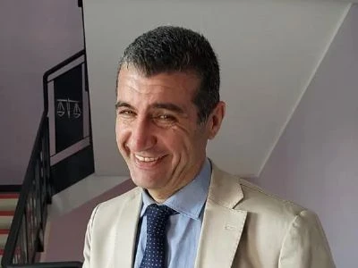 Natale da incubo a Catanzaro, arrestato un 55enne di Crotone per maltrattamenti sulla sua ex