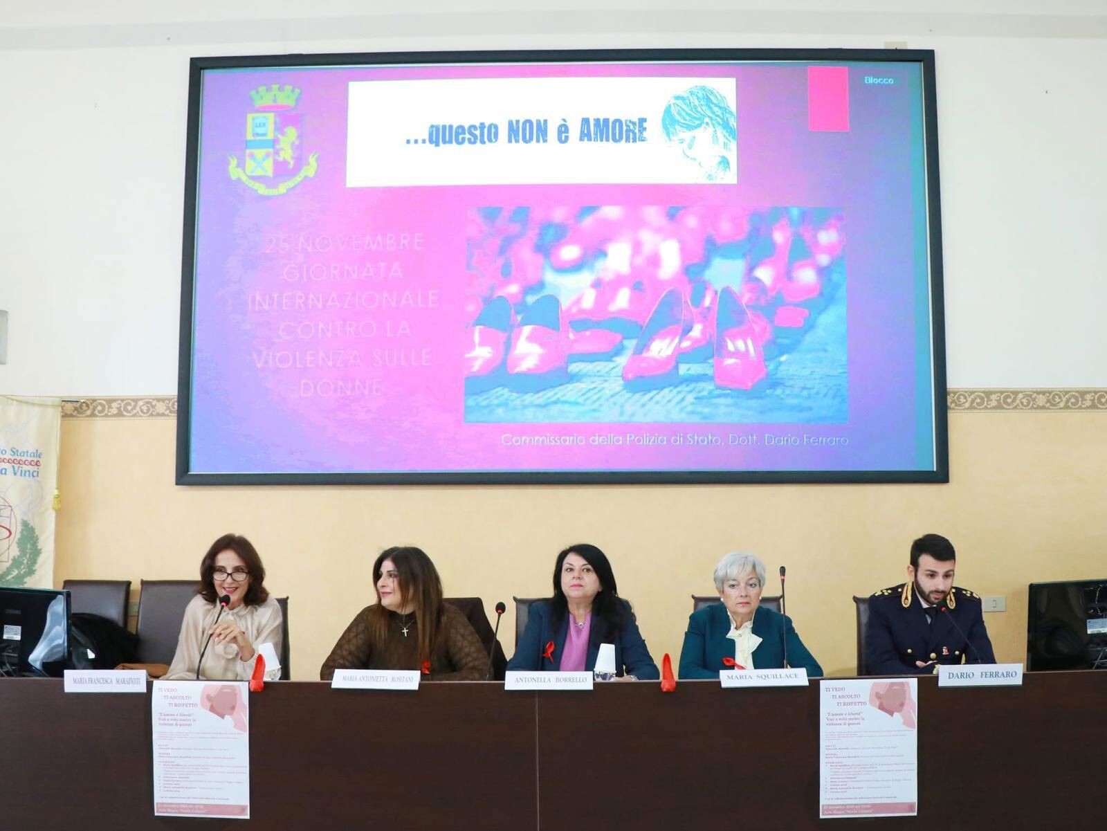 images Contro la violenza di genere: la Polizia di Reggio fa prevenzione attraverso l’informazione 