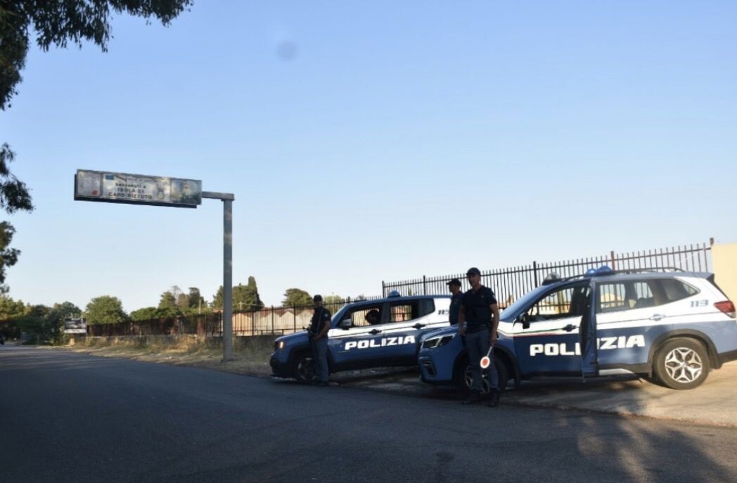 images Crotone, raffica di controlli tra città e Isola Capo Rizzuto: arrestata una donna