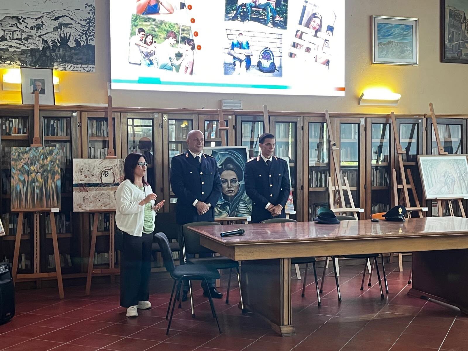 images "Una Vita da Social – Action Week": a Tiriolo incontro della Polizia postale con 100 studenti
