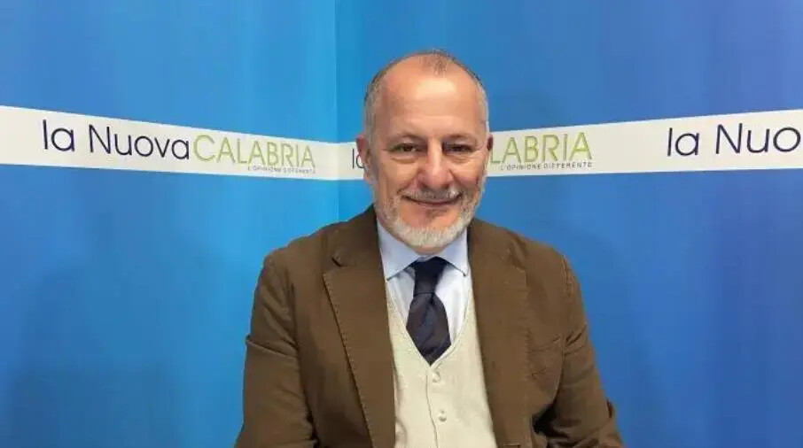 Cardiochirurgia, Costanzo: "Sempre più chiaro il disegno dell'Umg, ostacolare il S.Anna per favorire Cosenza" images Cardiochirurgia, Costanzo: "Sempre più chiaro il disegno dell'Umg, ostacolare il S.Anna per favorire Cosenza"