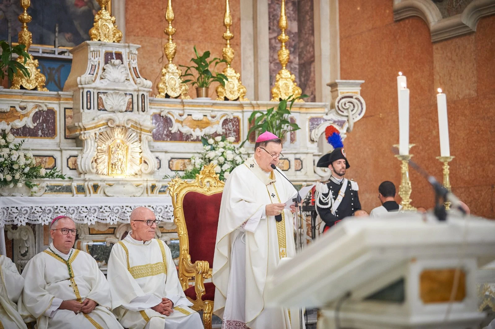 Catanzaro celebra San Vitaliano, mons Maniago: "La Chiesa  è pronta a condividere impegni comuni per alleviare sofferenze"