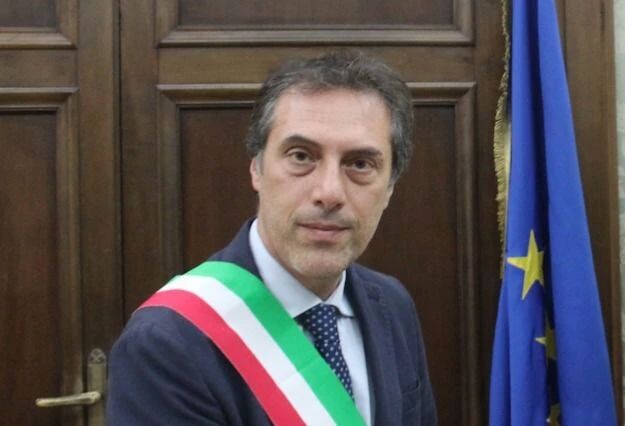 Lutto per il sindaco Fiorita, il cordoglio della Tazzina della Legalità alla famiglia images Lutto per il sindaco Fiorita, il cordoglio della Tazzina della Legalità alla famiglia