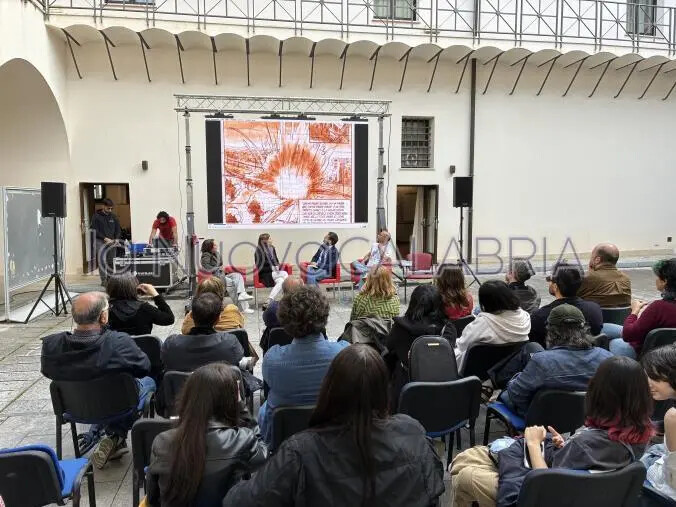 Catanzaro, Nuvola Festival tra memoria e segni: il racconto di 'Fumetti InChiostro' images Catanzaro, Nuvola Festival tra memoria e segni: il racconto di 'Fumetti InChiostro'
