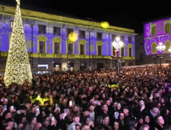images  Catanzaro, si accende il Natale tra mercatini e intrattenimento itinerante