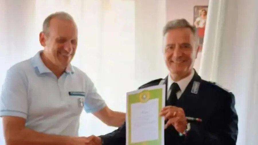 images Il sostituto Commissario Giacinto Longo lascia la Polizia Penitenziaria dopo 40 anni di servizio