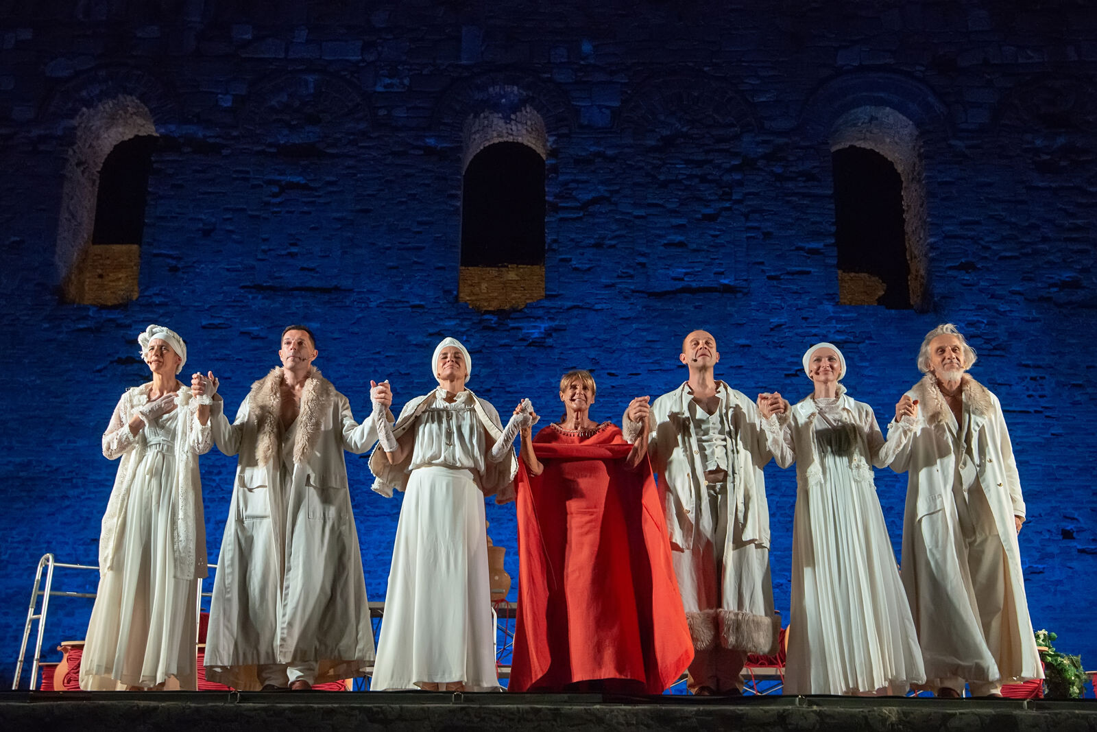 images Armonie d’arte festival: Lella Costa, l’ironia di Lisistrata ha acceso la notte di Scolacium