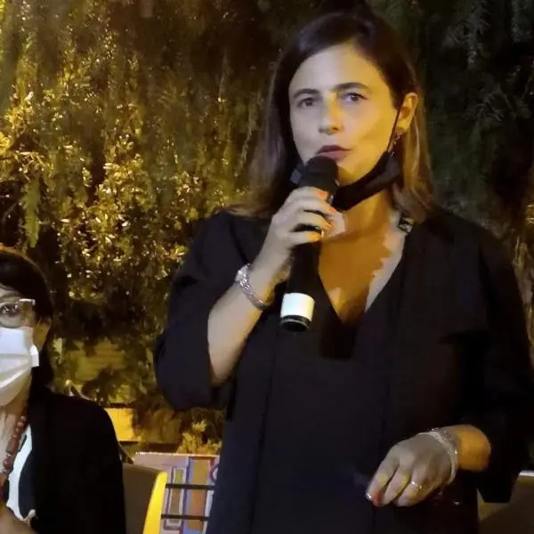 images Natale al buio? A Chiaravalle Centrale è scontro tra la consigliera Neri e il sindaco Donato
