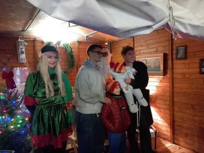 images Aquile verso lo Spezia tra piccoli cuori giallorossi e Babbo Natale