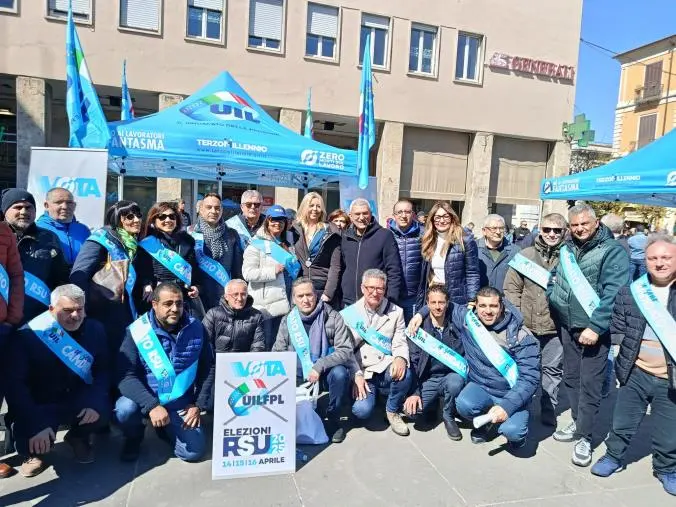 images A Cosenza la carovana Uil Fpl invade Piazza dei Bruzi