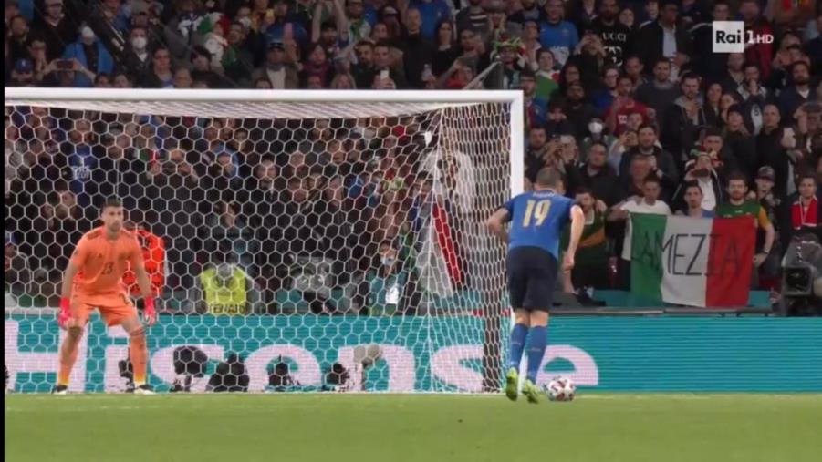 images Il sogno degli Azzurri agli Europei continua… grazie anche a due tifosi di Lamezia