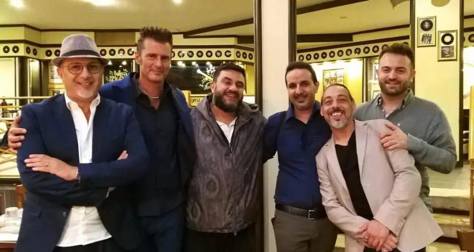 Sanremo 2025, i catanzeresi Francesco e Rino Davoli coeditori del brano di Maria Tomba images Sanremo 2025, i catanzeresi Francesco e Rino Davoli coeditori del brano di Maria Tomba