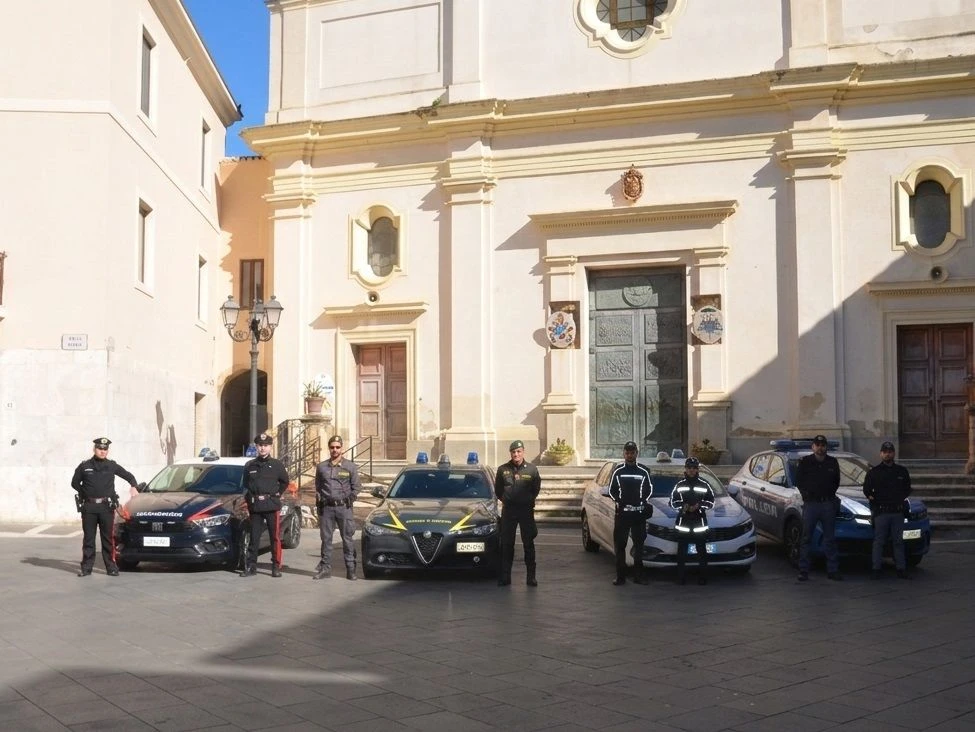 Operazione interforze “Focus ‘Ndrangheta" nel Crotonese: chiuso un ristorante ed elevate sanzioni  