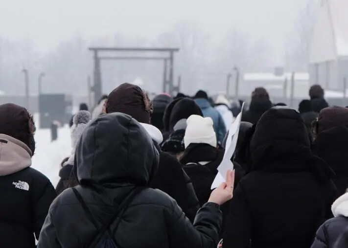 images I ragazzi del Liceo Classico Galluppi in partenza per il Treno della memoria