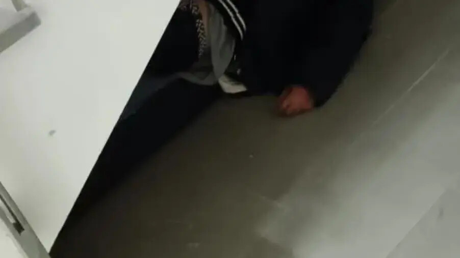 images Dulbecco, la segnalazione del Sì Cobas: "Senzatetto all'interno del presidio del Pugliese"