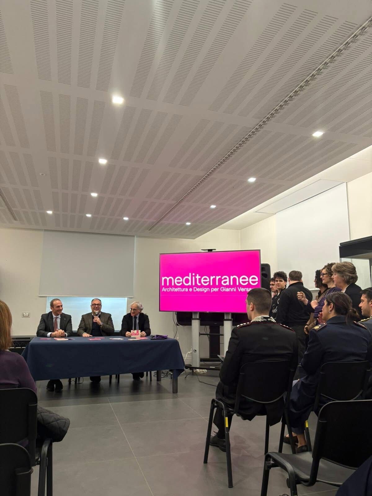 images Inaugurata all'UniRc l’installazione "Mediterranee": architettura e design per Gianni Versace al Museo di Reggio