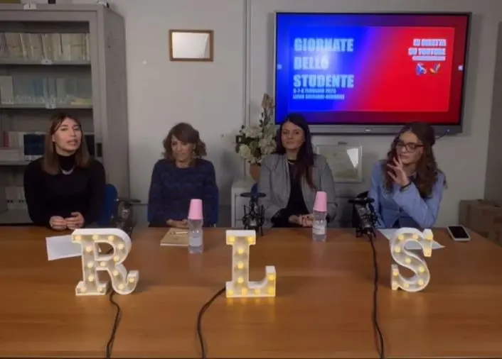 Al via gli appuntamenti di Radio "Siciliani-De Nobili" a Catanzaro: prima puntata sulla neuropsichiatria infantile images Al via gli appuntamenti di Radio "Siciliani-De Nobili" a Catanzaro: prima puntata sulla neuropsichiatria infantile