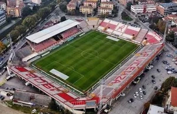 Serie BKT, Vicenza e Catanzaro in campo alle 20.30: le probabili formazioni
