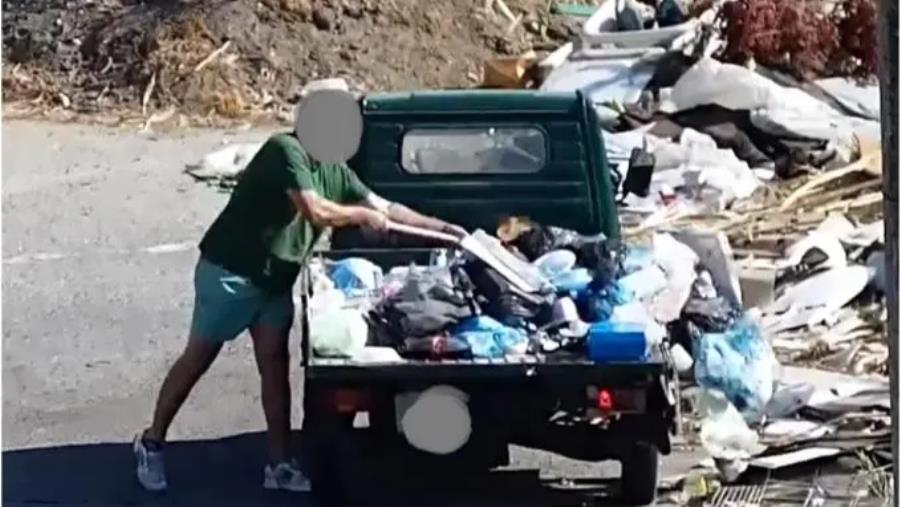 images Abbandono dei rifiuti a Catanzaro, Colosimo: “Combattiamo una lotta senza quartiere ma non intendiamo sottrarci" 