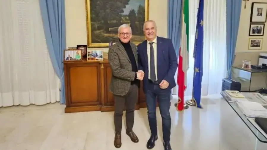 Catanzaro, il Siulp incontra il Prefetto per affrontare le emergenze della Polizia di Stato images Catanzaro, il Siulp incontra il Prefetto per affrontare le emergenze della Polizia di Stato