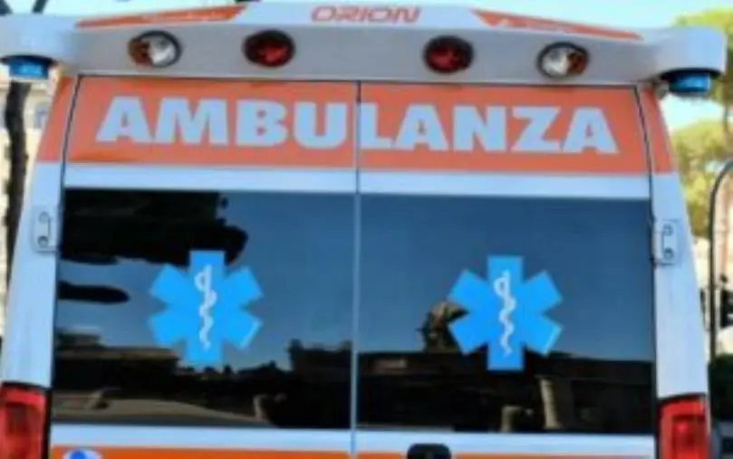images Tragedia a Squillace, donna di 46 anni muore per un malore: inutili i soccorsi