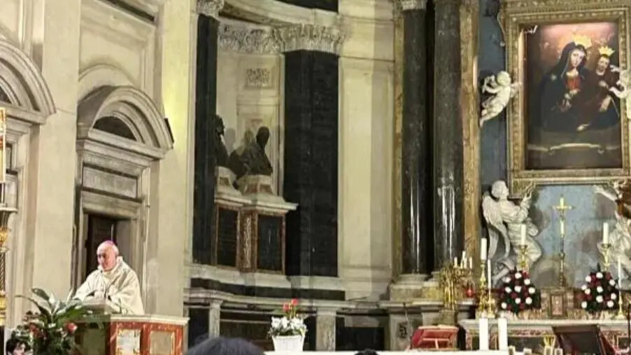 images A Roma la prima messa di monsignor Staglianò neo Rettore della Chiesa degli Artisti