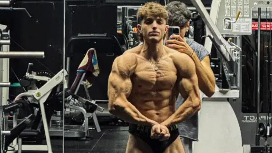 Body Building, il soveratese Andrea Notaro pronto alla sfida dei Campionati Italiani NBFI di Firenze
images Body Building, il soveratese Andrea Notaro pronto alla sfida dei Campionati Italiani NBFI di Firenze