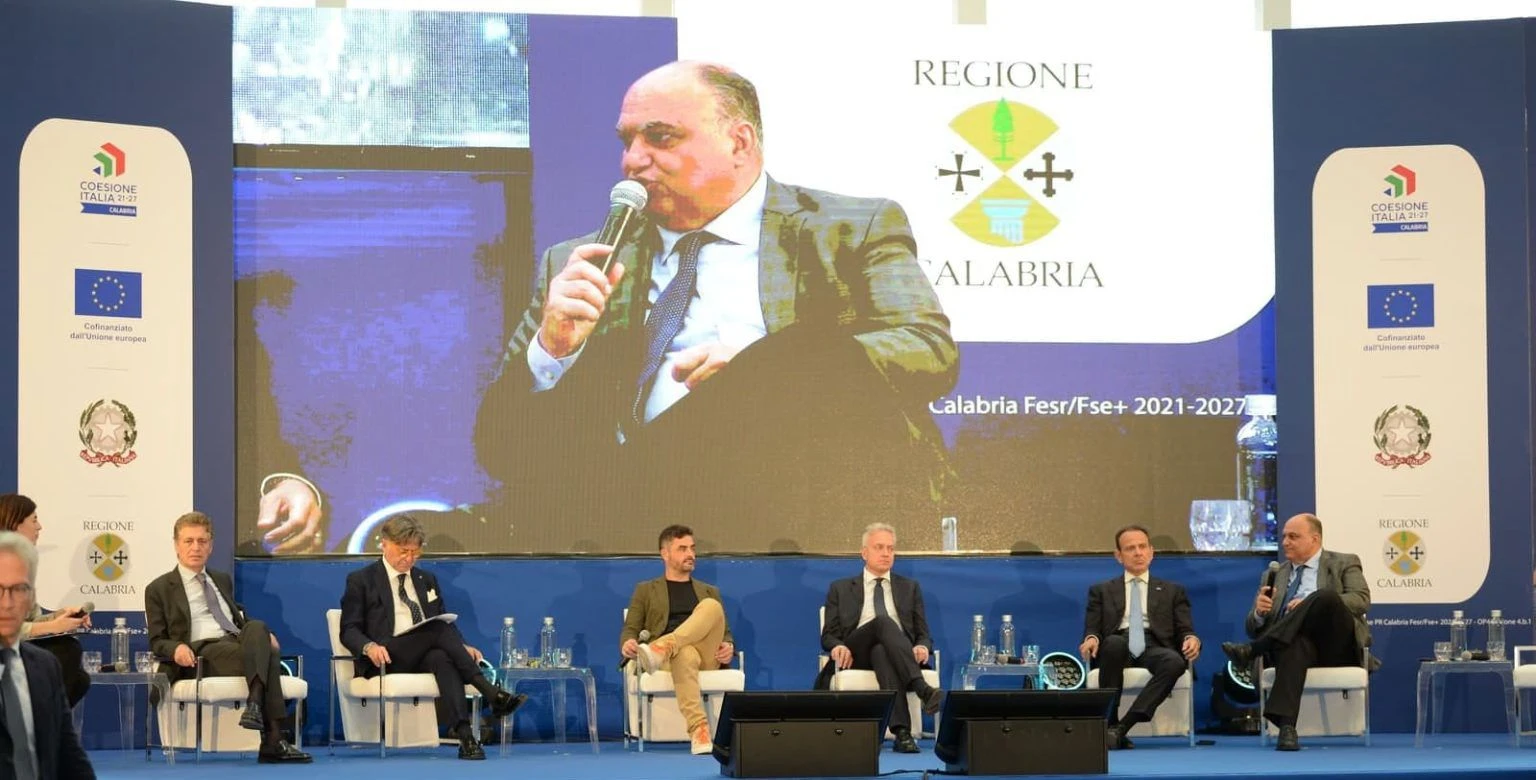 Conclusa la prima edizione de “Il lavoro chiama”: 2400 gli studenti giunti da tutta la Calabria e 650 gli utenti registrati per i colloqui