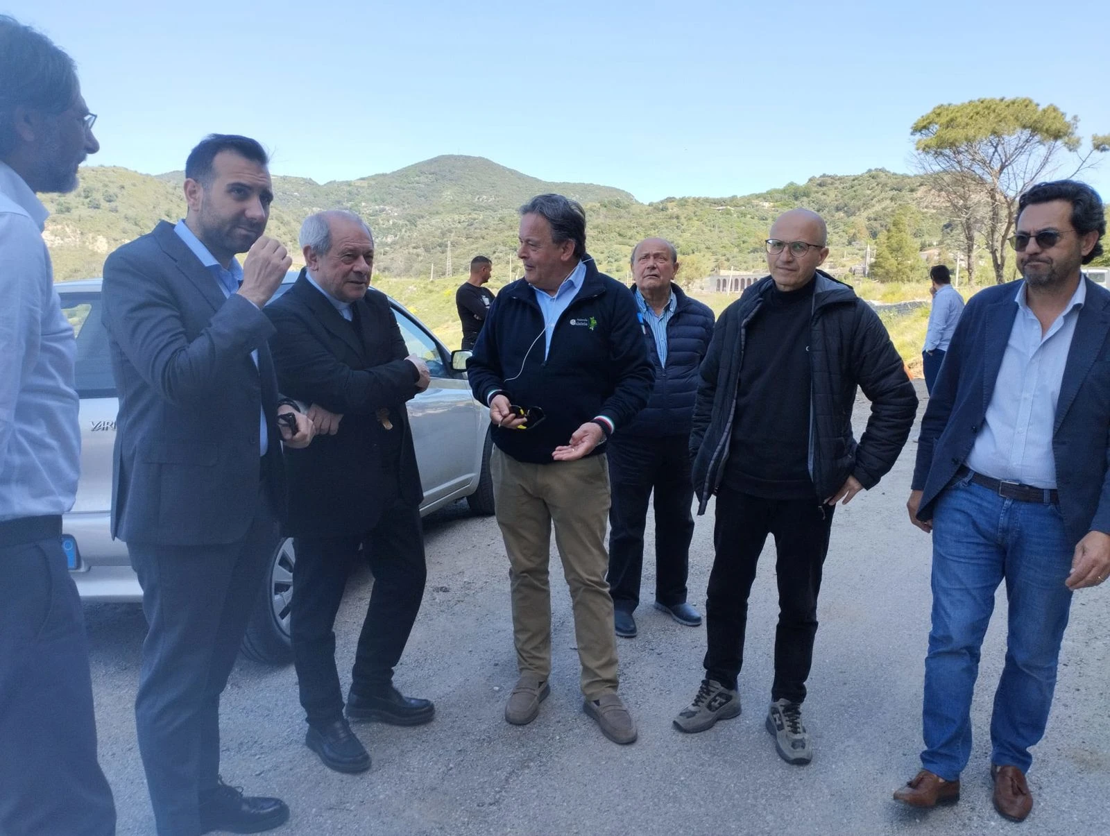 Calabria verde in azione per ripristinare  la Strada del Santuario della Vergine dello Scoglio 