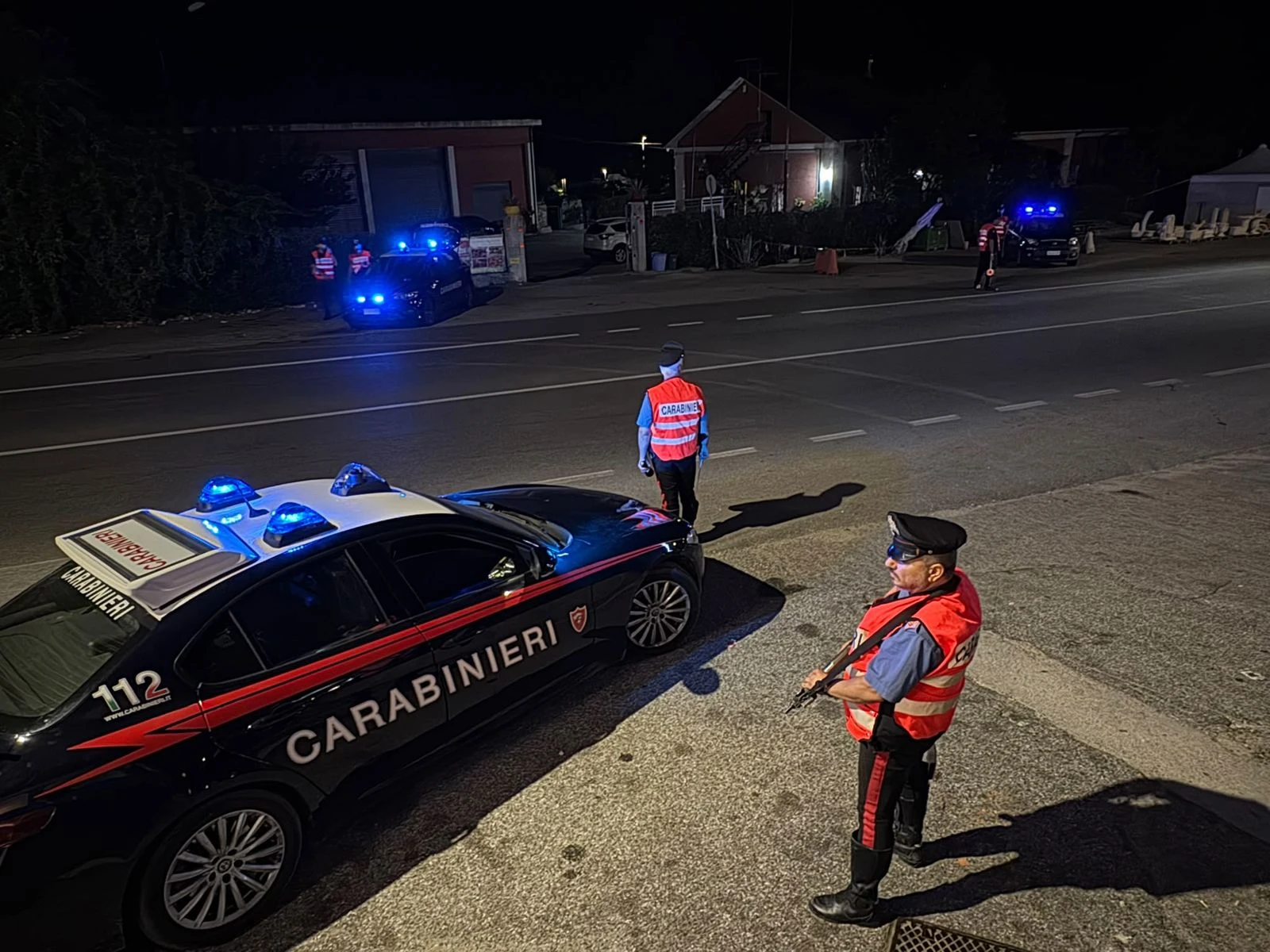 Guida in stato di ebbrezza sulla 106, denunciato 40enne a Sellia Marina: patente ritirata