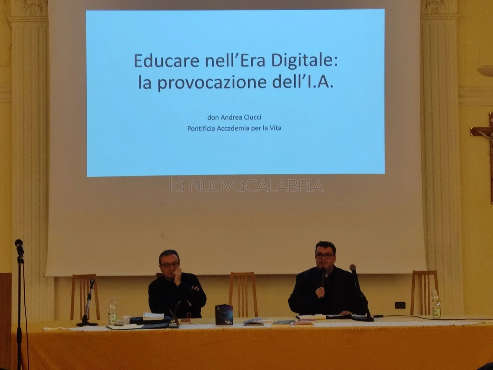 Catanzaro, "Educare nell'Era Digitale": Don Ciucci e le sfide per la Chiesa nel mondo dell'AI