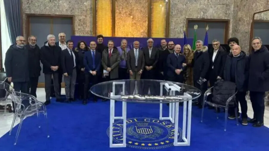 images Natale a Cosenza in sinergia tra Comune ed imprenditori, Caruso: “In progetto un nuovo amalgama di comunità”