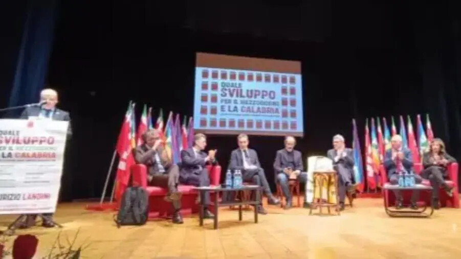 Landini a Lamezia, Scalese (Cgil): "Valorizzare il patrimonio culturale, promuovendole potenzialità" images Landini a Lamezia, Scalese (Cgil): "Valorizzare il patrimonio culturale, promuovendole potenzialità"