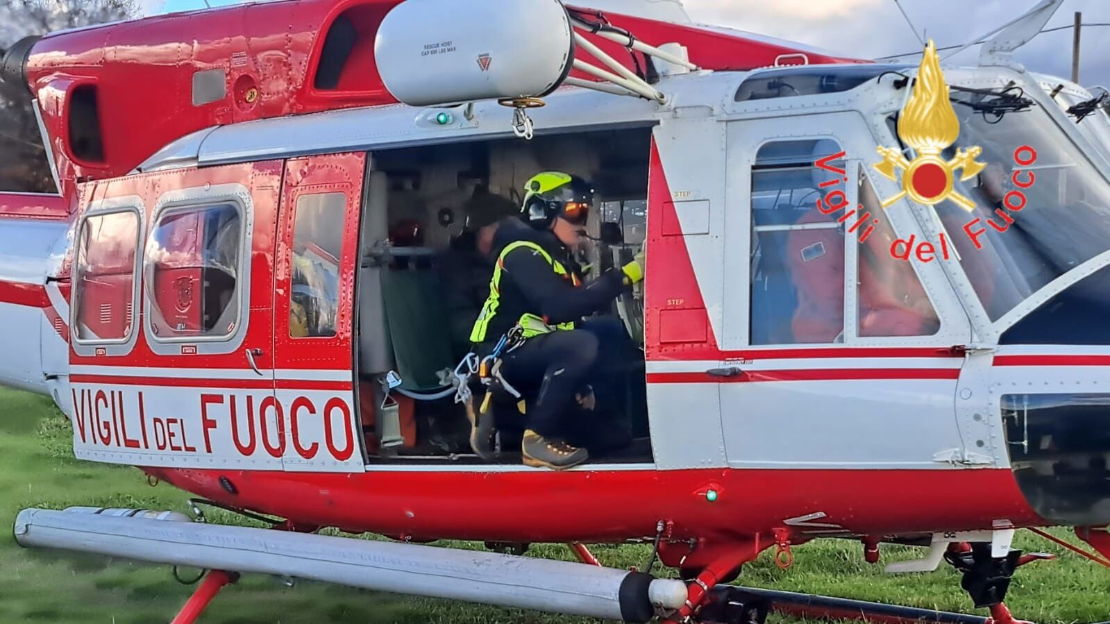 images Si perde durante un’escursione, i vigili del
Fuoco ritrovano uomo nel Reggino