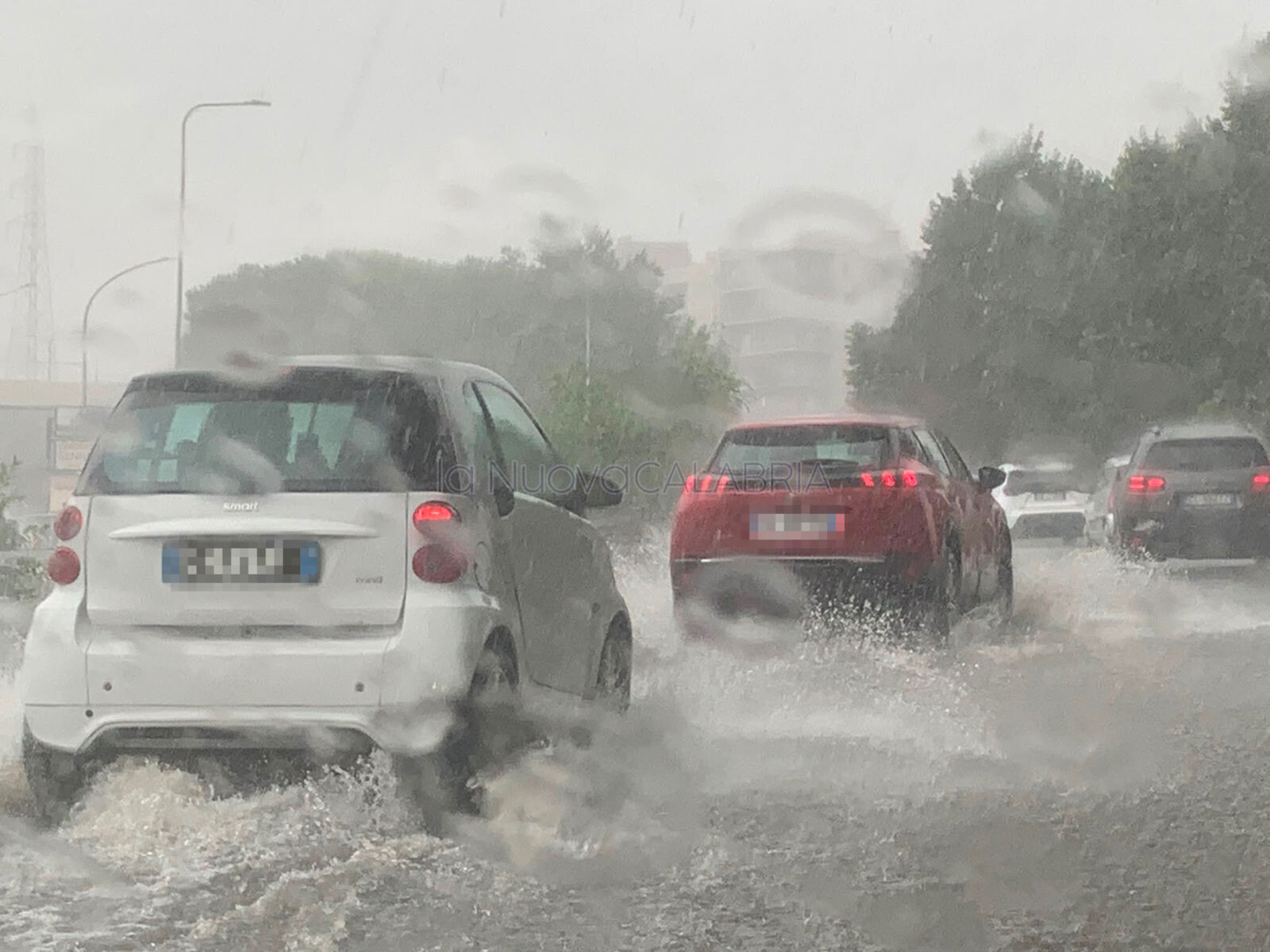 images Maltempo sulla provincia di Catanzaro: piogge intense e strade allagate