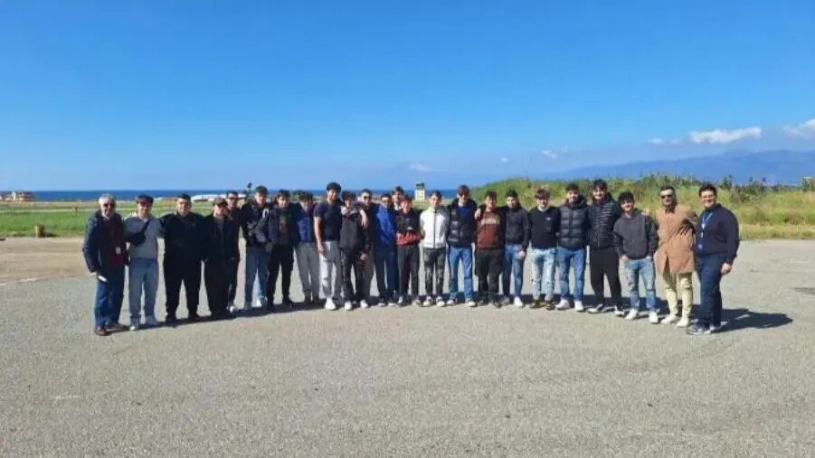 images L’Aero Club dello Stretto ASD ospita&nbsp;il Polo Tecnico Professionale “Righi-Bocioni/Fermi
